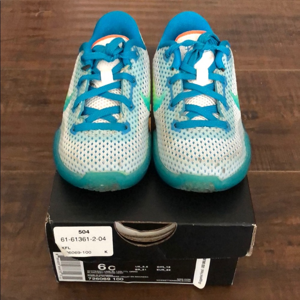 Nike Kobe X